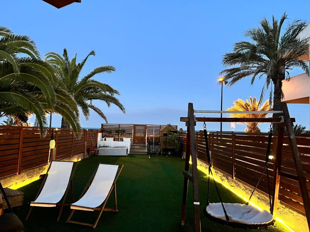 Casa En Primera Linea De Playa Пусол Екстериор снимка