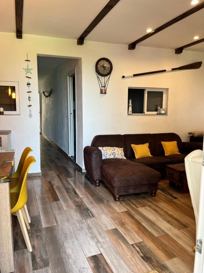 Casa En Primera Linea De Playa Пусол Екстериор снимка